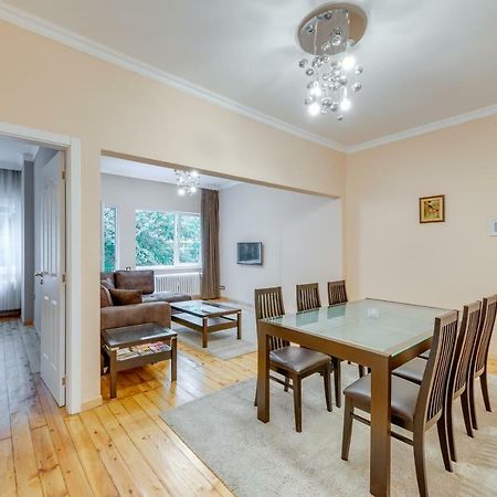 Central Apartment Софія Екстер'єр фото