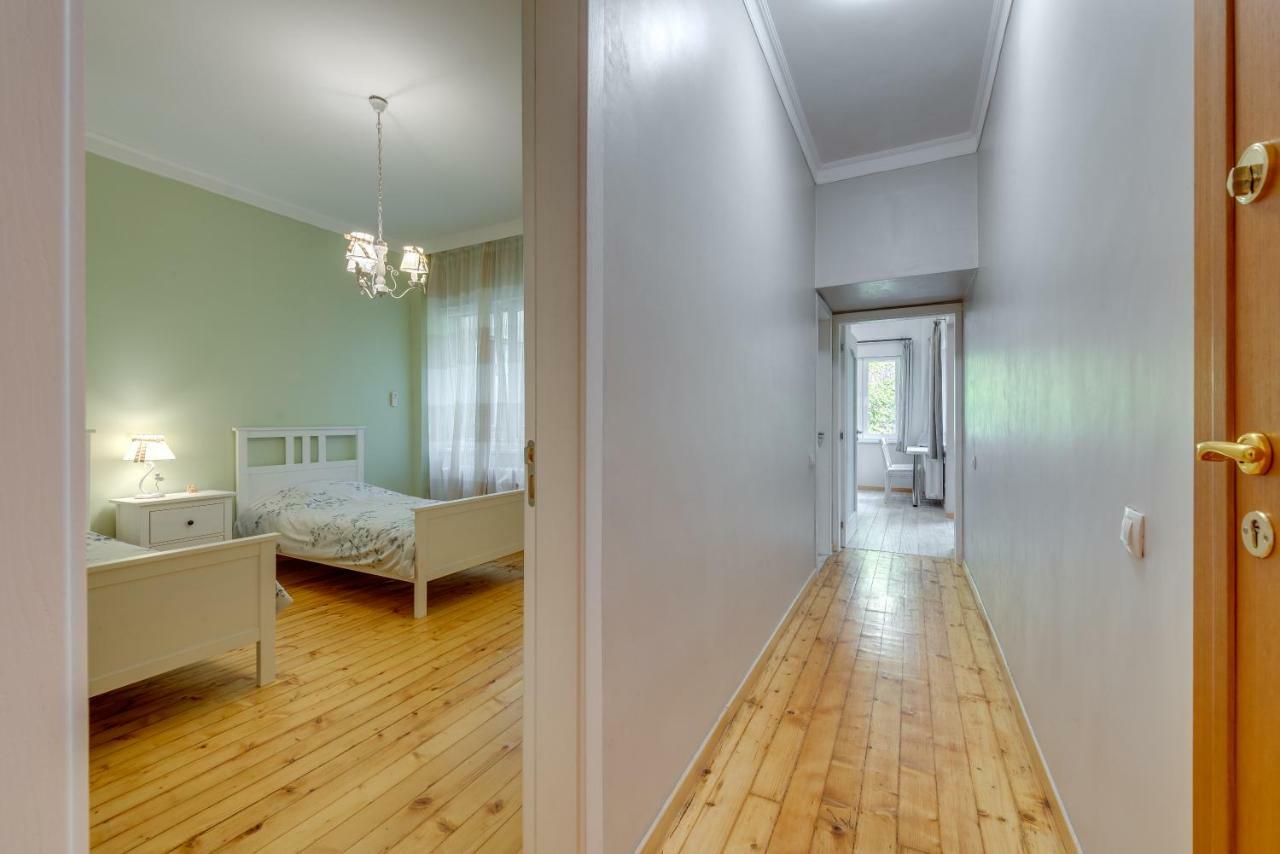 Central Apartment Софія Екстер'єр фото