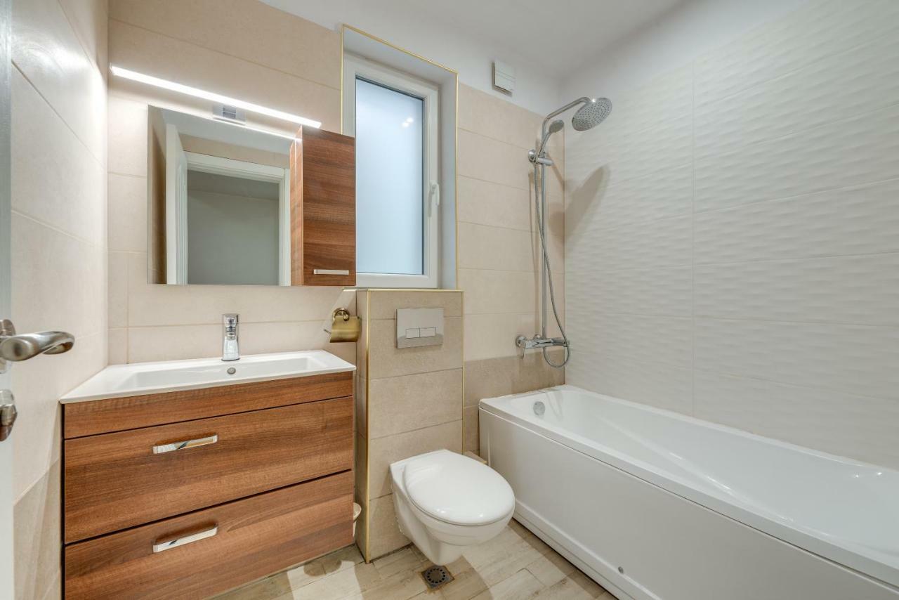 Central Apartment Софія Екстер'єр фото